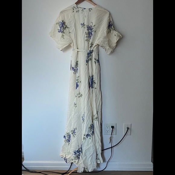 Reformation Winslow Dress in Macadamia - Picture 5 of 6